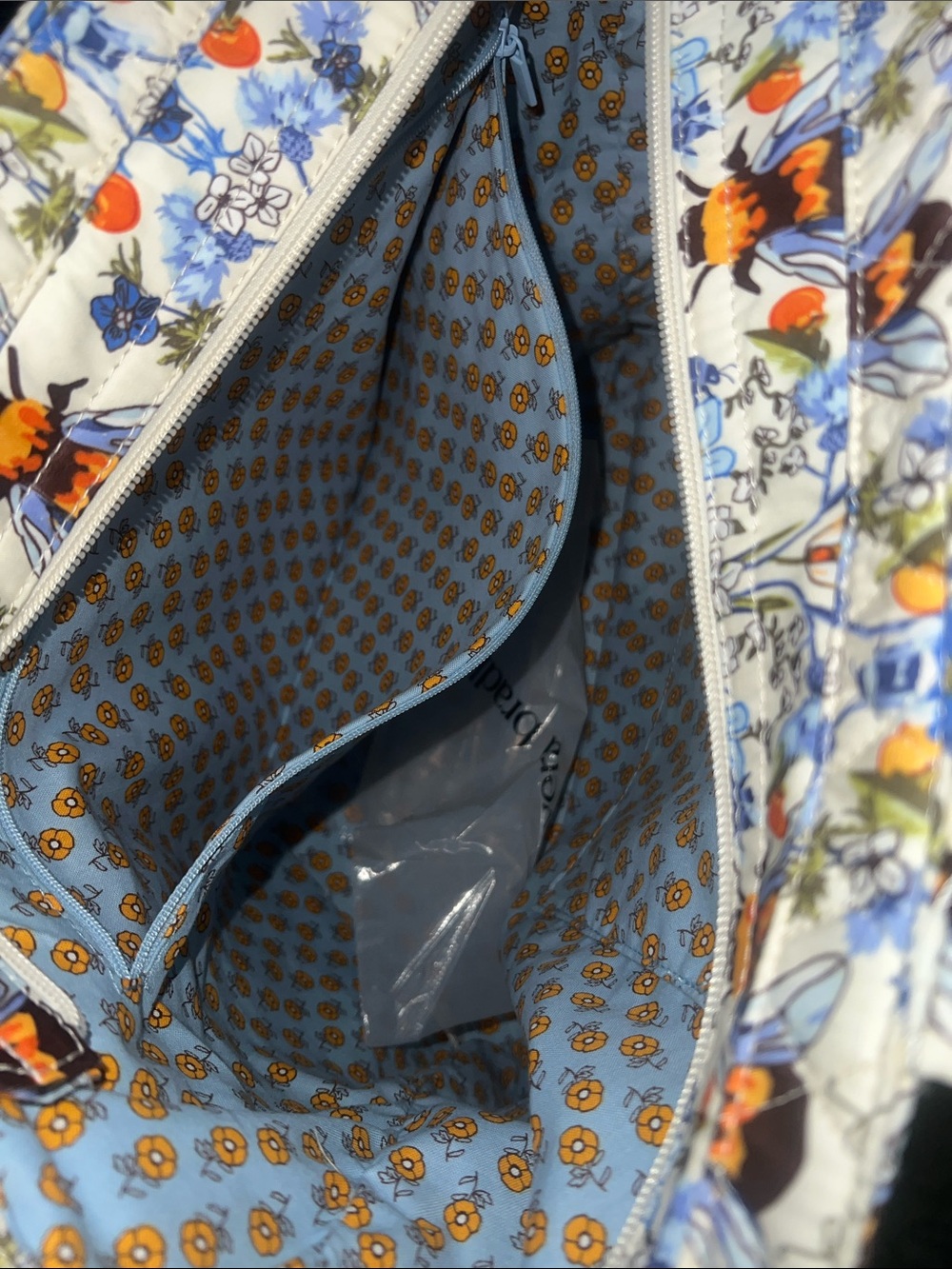 🐝Vera Bradley Bee & 💐Floral Quilted Tote - Picture 8 of 9